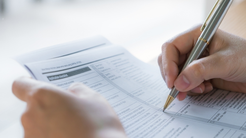 Examen Suivi de l’exécution et évaluation : validation des compétences pratiques et théoriques en formation professionnelle chez Europka Formation.